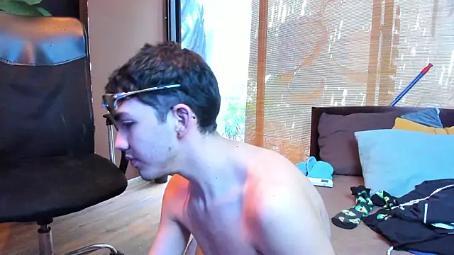 AxelStong Live XXX Chat