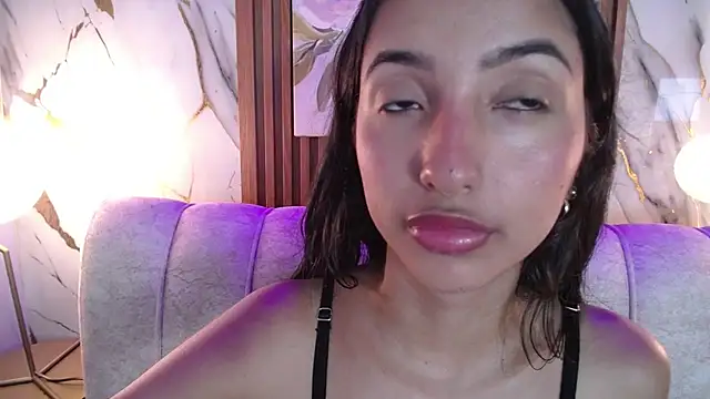 SweetyLaly's Live XXX Chat