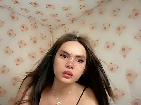 Pokazy przed kamerką – babybella18xxx