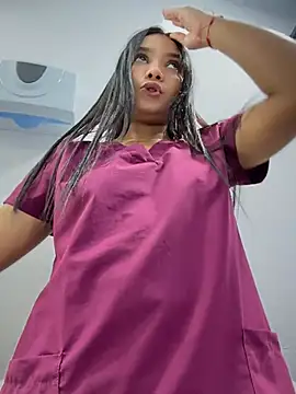 Kinky_DoctorX élő XXX-chatje
