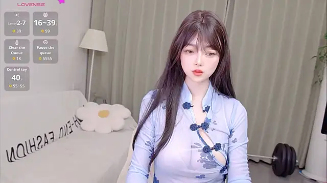 uikyy1 Live XXX Chat