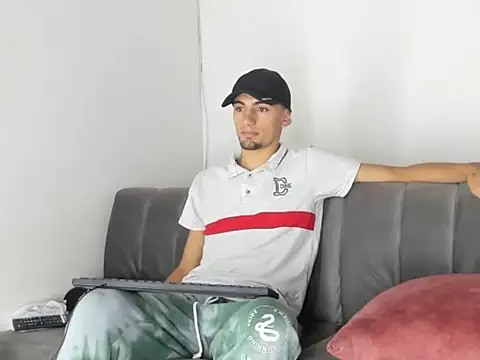 Max_Scorpion Webcam-Show