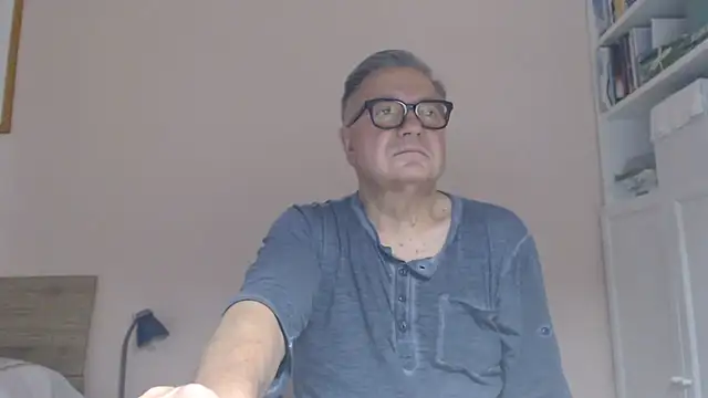 YOU6me Chat XXX live