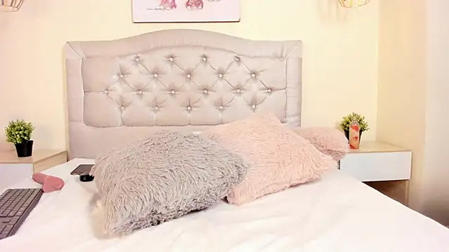 escarleth__ XXX чат на живо