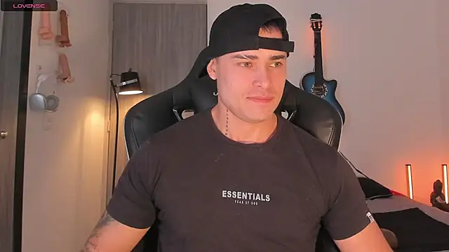 connorsmiith Adlı Modelin Canlı XXX Sohbeti