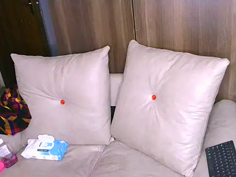 Bustycece Chat XXX in diretta