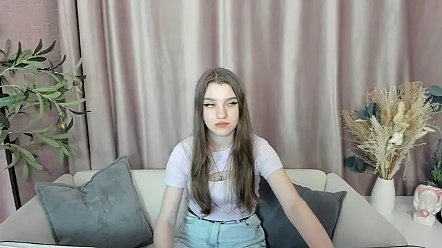 JadeDino's Live XXX Chat