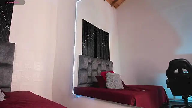Liamsubtle01's Live XXX Chat