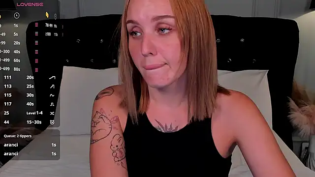 LianaFord 现场XXX聊天