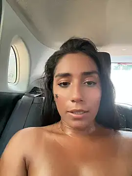 دردشة SaryJonex الجنسية المباشرة