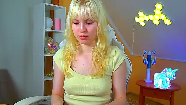 Živý XXX chat HannahHollis