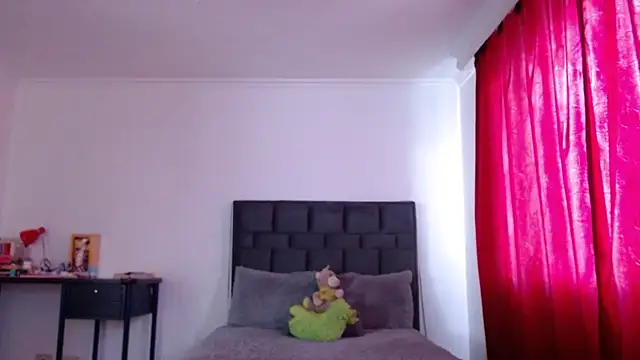 Chat XXX en directo de VALERY_MEER