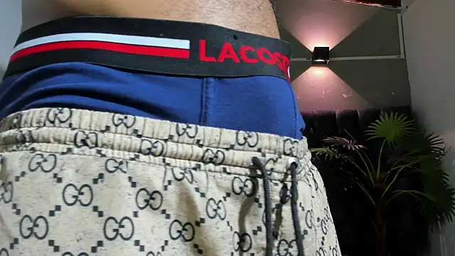 Salomon_koude Live XXX-Chat