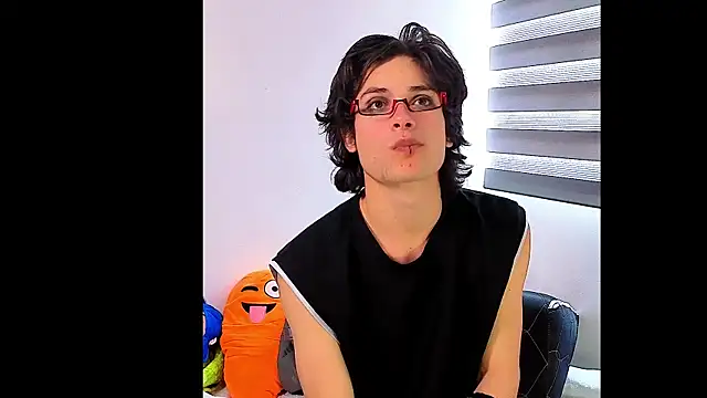 LittleTymmy Chat XXX in diretta