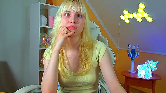 HannahHollis' Live XXX Chat