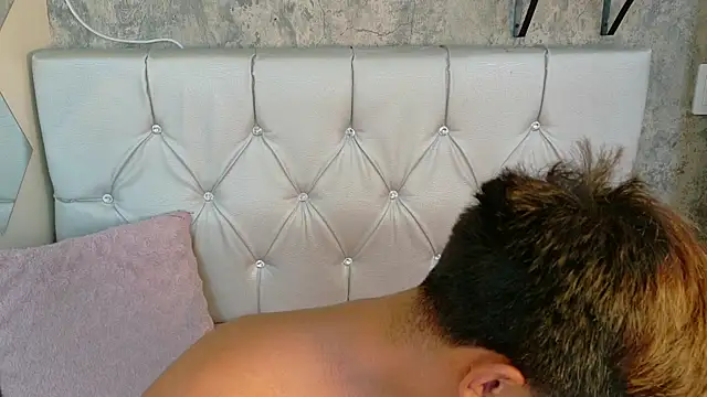 Show de Thiago_Kozak na webcam