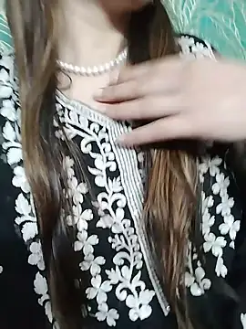 Czat XXX na żywo – Noor_Darliing