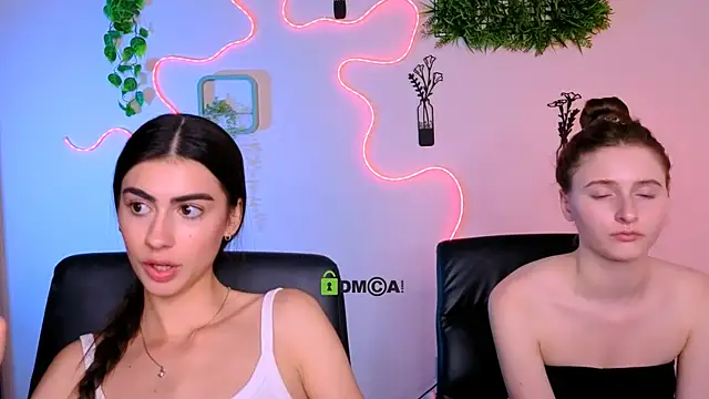 دردشة nekky_mouse الجنسية المباشرة