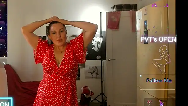 Chat +18 de Monica_star89 ao vivo