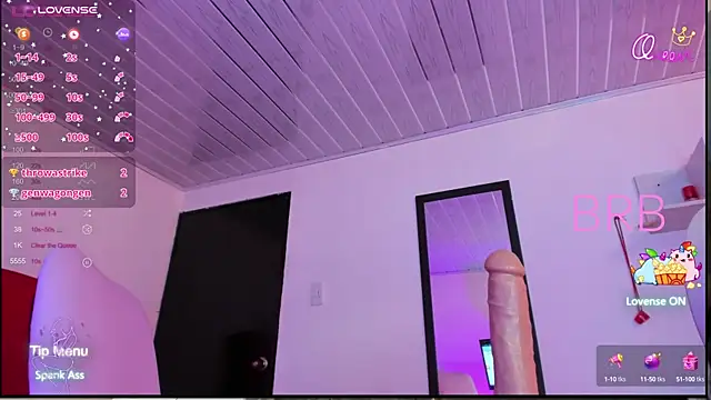 candymills1's Live XXX Chat