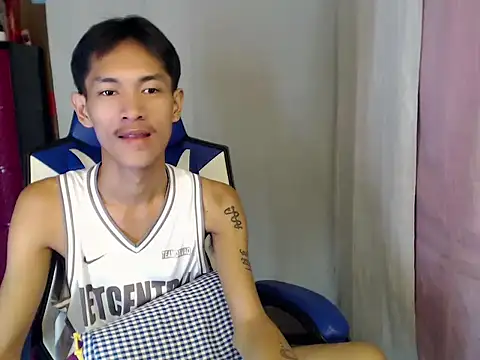 riks_tyler 现场XXX聊天