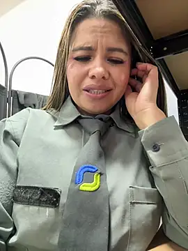 Ariana-07 Chat XXX live