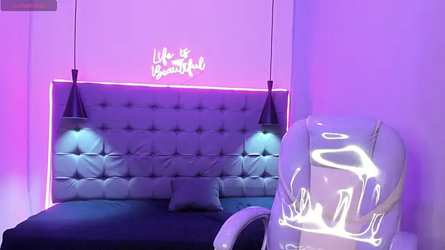 CryBabyVelvet – Naživo XXX chat