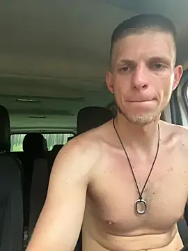 XXX chat uživo modela VelvetKingg