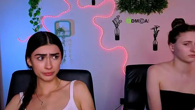 nekky_mouse's Live XXX Chat