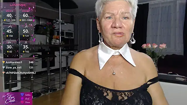 roxana_brooks: απευθείας συνομιλία ΧΧΧ