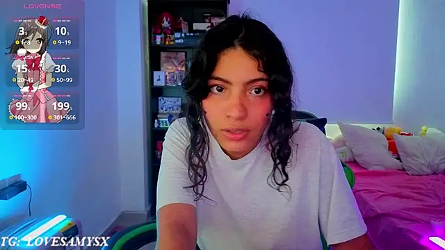 Lovelyamyy – Naživo XXX chat