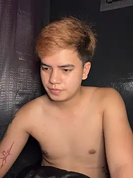 urbigcutienasio's Live XXX Chat