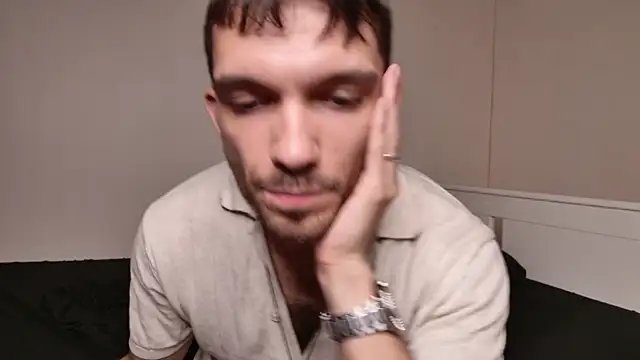 JackDesFeux Chat XXX in diretta