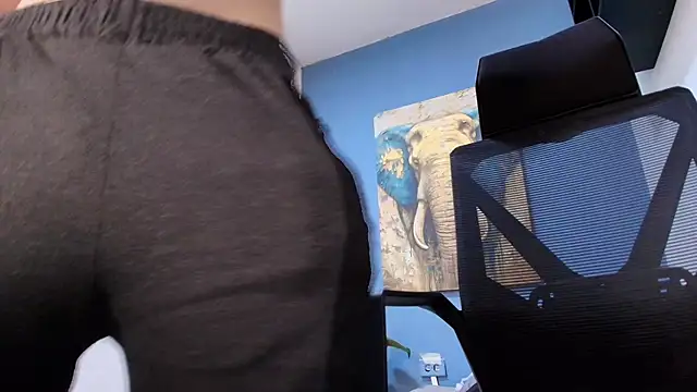 Chat +18 de ADAM_CUMS ao vivo