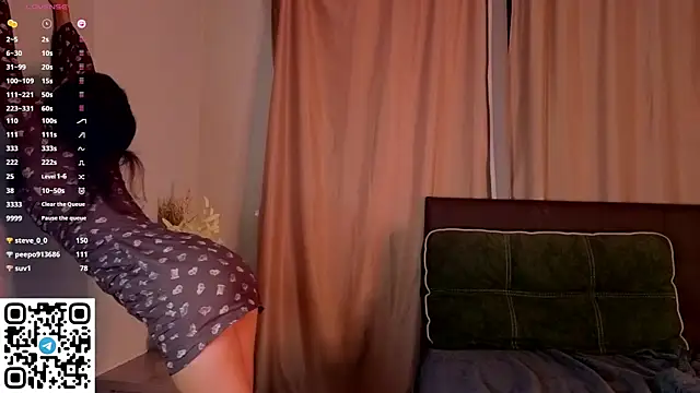 NerixalVire Adlı Modelin Canlı XXX Sohbeti