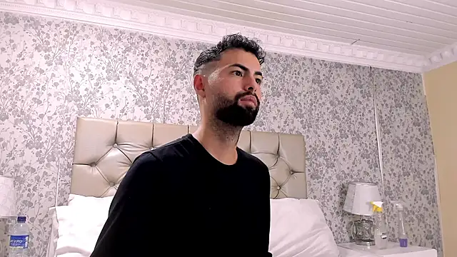 AndrewCrooss Live XXX-chat