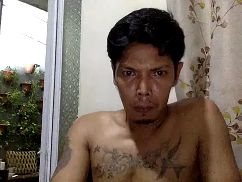 eddy_888 Chat XXX in diretta