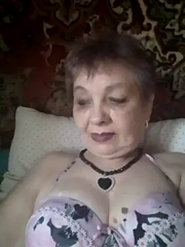 Rose60301 élő XXX-chatje