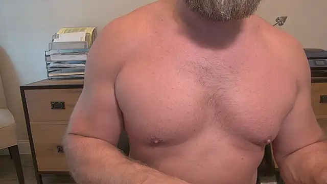 Pertunjukan Kamera Web Mister_Dilf