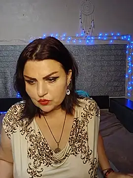 kataleya94 Adlı Modelin Canlı XXX Sohbeti