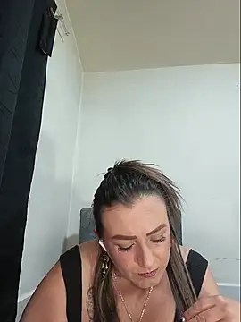 cataleyamyst Chat XXX in diretta