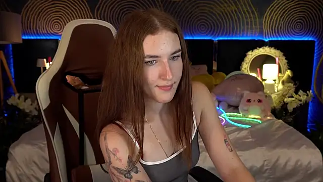 Онлайн чат XXX MirellEmber