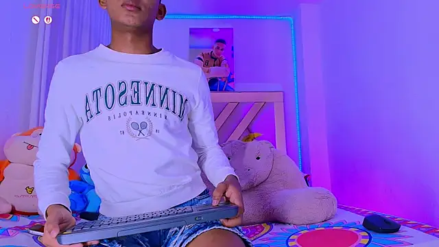 Chatroom XXX en direct de dilan_alfonzo