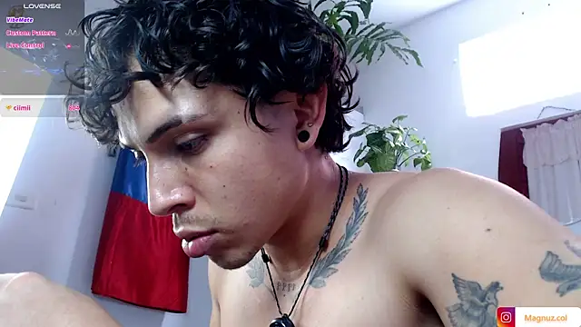 Magnuz_Col Chat XXX live