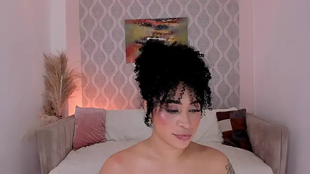 צ'אט XXX בשידור חי של Nikki_Rousmel