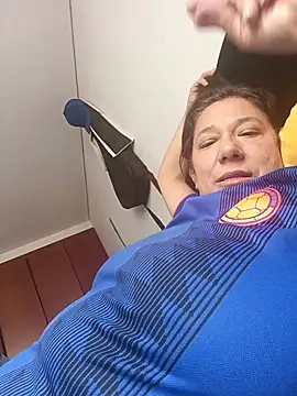 Avril_xxx: απευθείας συνομιλία ΧΧΧ