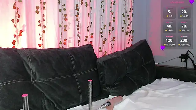 Selena_Broooks Chat XXX in diretta