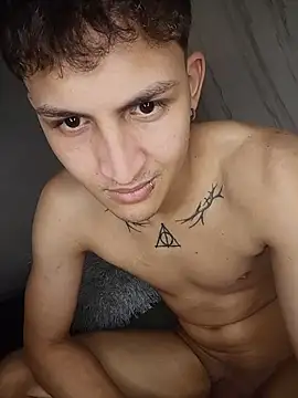 Axel_Romanovn Live XXX chat