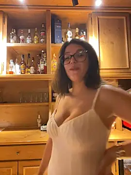 NadiraNoor Live XXX-chat