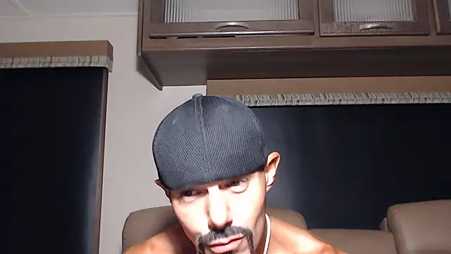 ThickD2C's Live XXX Chat
